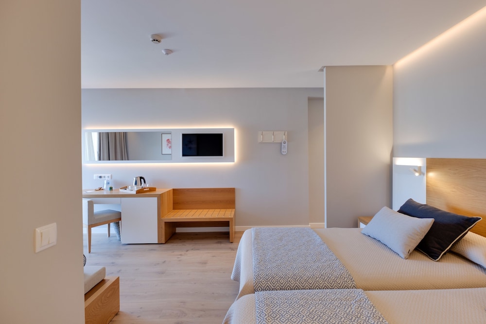 Hotel Eden Soller — Hotel rooms in Puerto de Soller, Balearic Islands