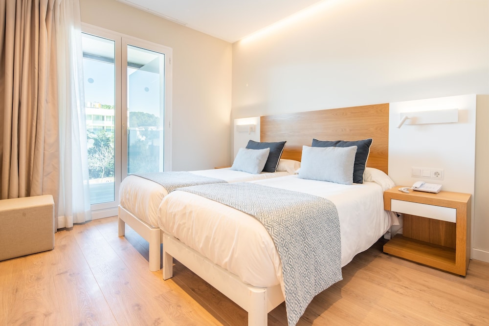 Hotel Eden Soller — Hotel rooms in Puerto de Soller, Balearic Islands