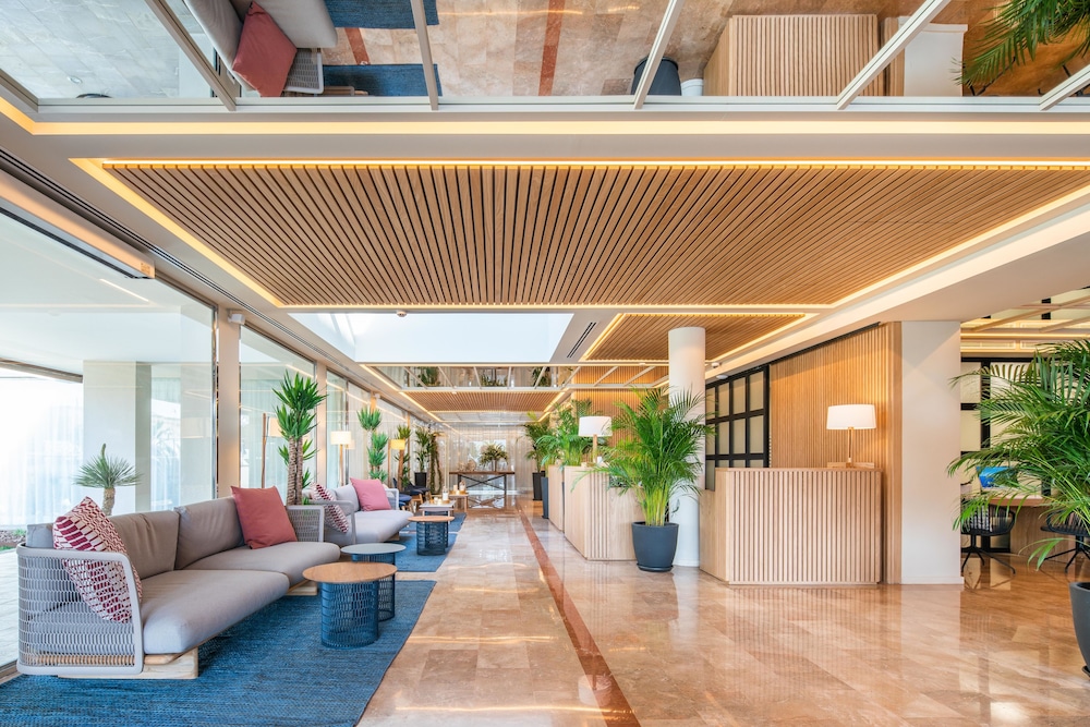Hotel Eden Soller — Hotel building in Puerto de Soller, Balearic Islands