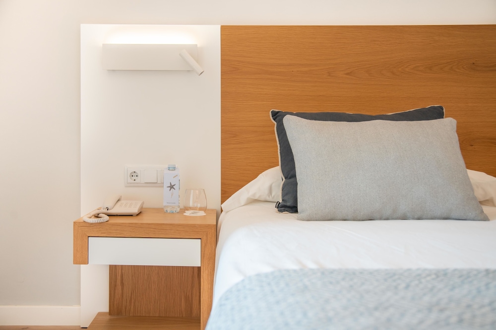 Hotel Eden Soller — Hotel rooms in Puerto de Soller, Balearic Islands