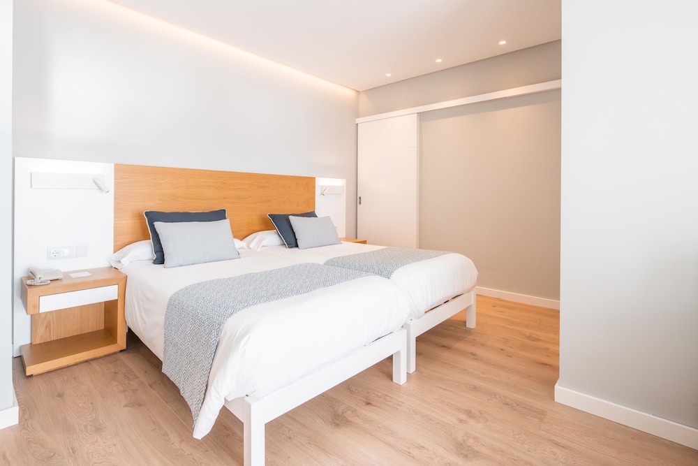 Hotel Eden Soller — Hotel rooms in Puerto de Soller, Balearic Islands