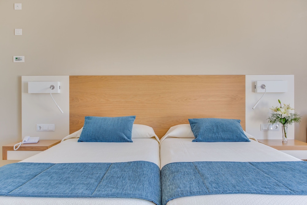 Hotel Eden Soller — Hotel rooms in Puerto de Soller, Balearic Islands
