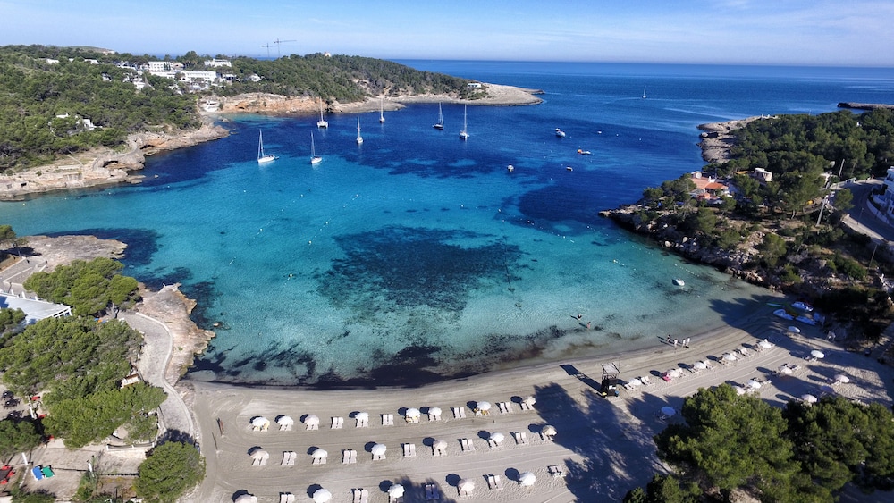 Sandos El Greco Hotel - Adults Only — Beach in Portinatx, Balearic Islands