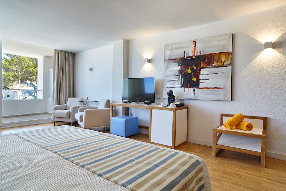 Sandos El Greco Hotel - Adults Only — Hotel rooms in Portinatx, Balearic Islands