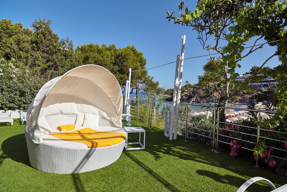 Sandos El Greco Hotel - Adults Only — Beach in Portinatx, Balearic Islands