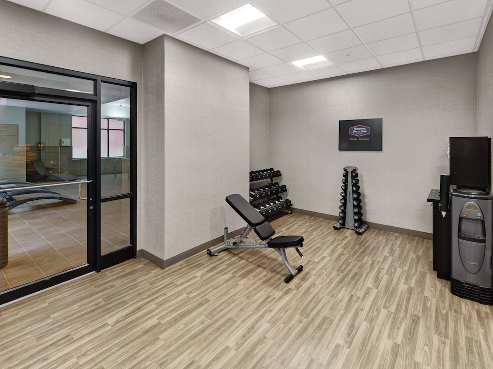 Hampton Inn & Suites Chicago Downtown — Sports & recreation in Chicago, Illinois