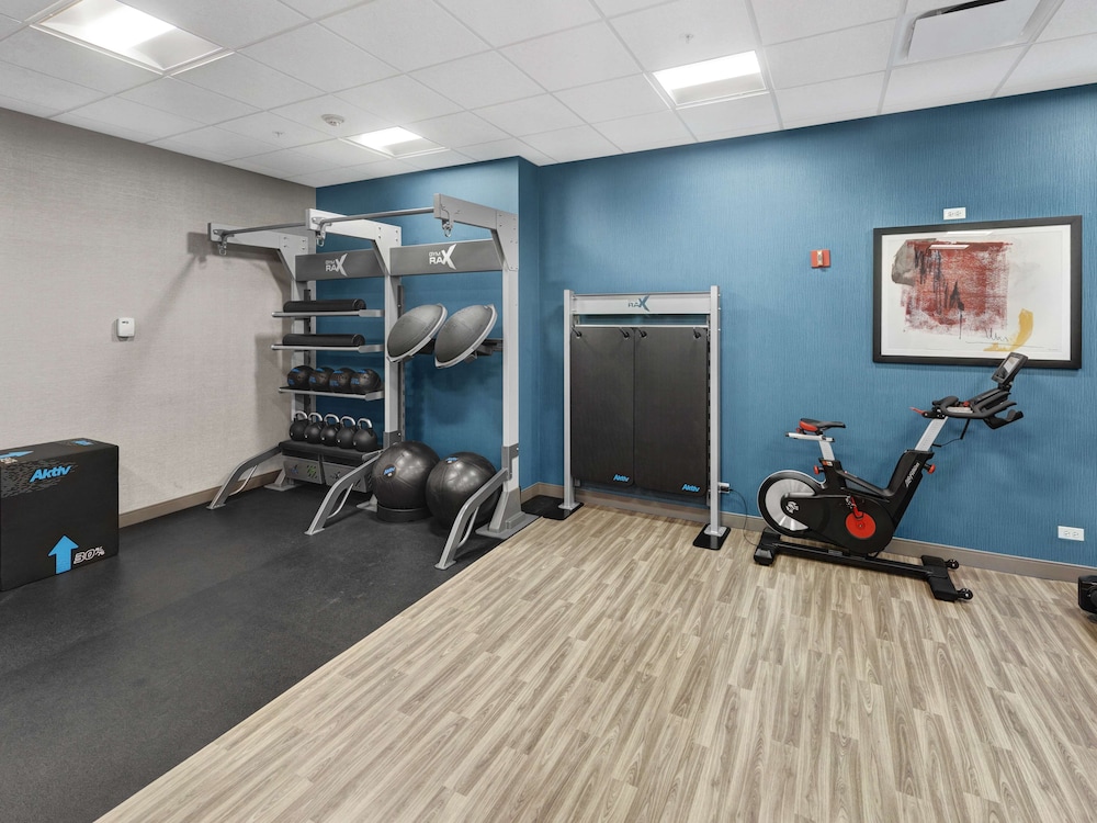 Hampton Inn & Suites Chicago Downtown — Sports & recreation in Chicago, Illinois