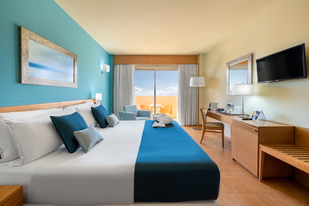 Elba Carlota Beach & Golf Resort — Hotel rooms in Costa de Antigua, Canary Islands