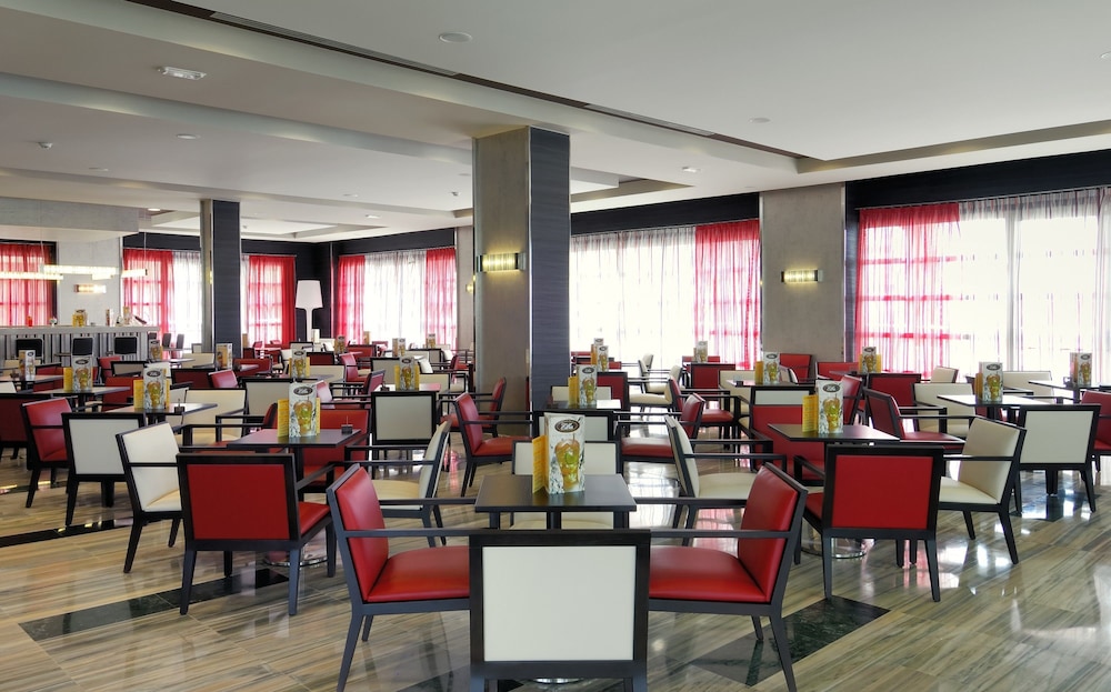 Elba Carlota Beach & Golf Resort — Restaurant & bars in Costa de Antigua, Canary Islands