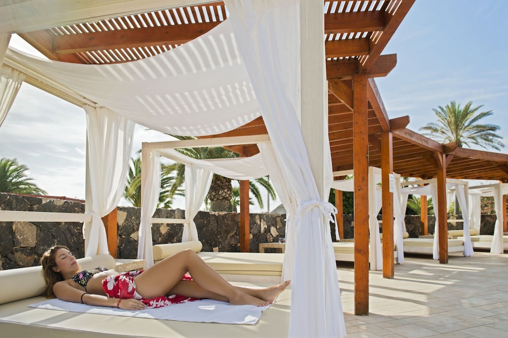 Elba Carlota Beach & Golf Resort — Beach in Costa de Antigua, Canary Islands