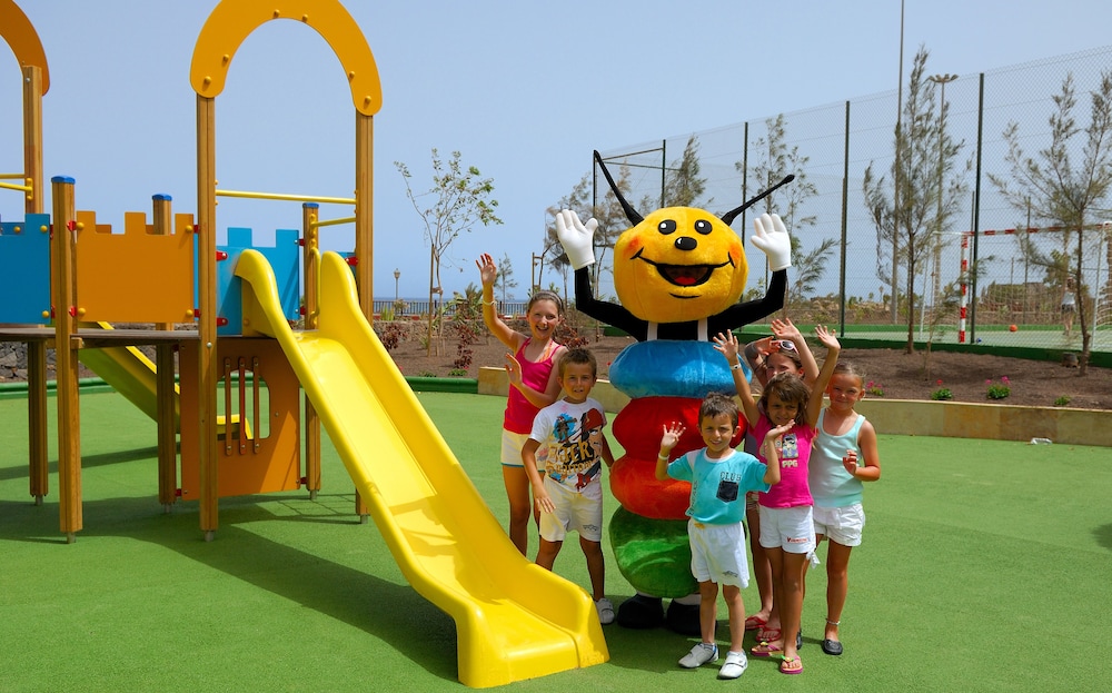 Elba Carlota Beach & Golf Resort — Attractions for children in Costa de Antigua, Canary Islands