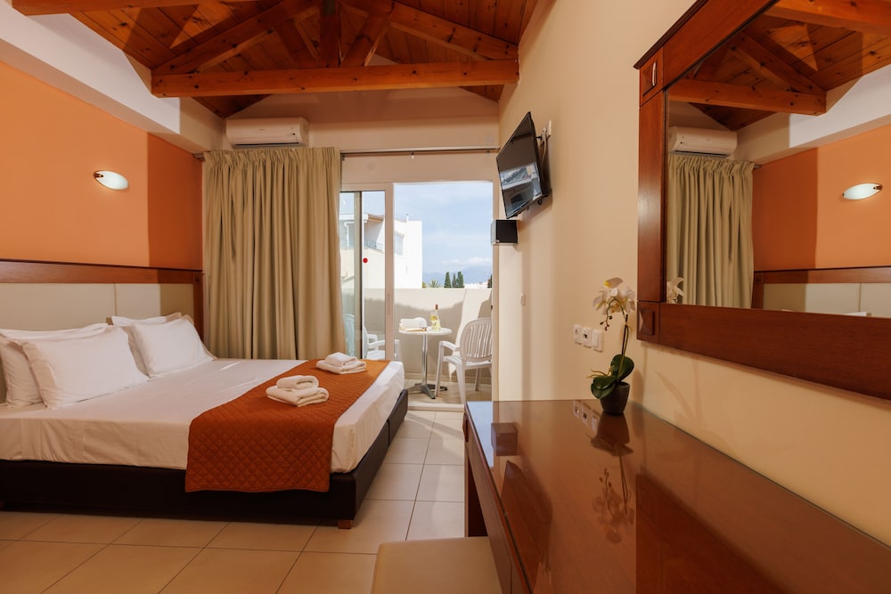 Agrabella Hotel - Adults Only — Hotel rooms in Hersonissos