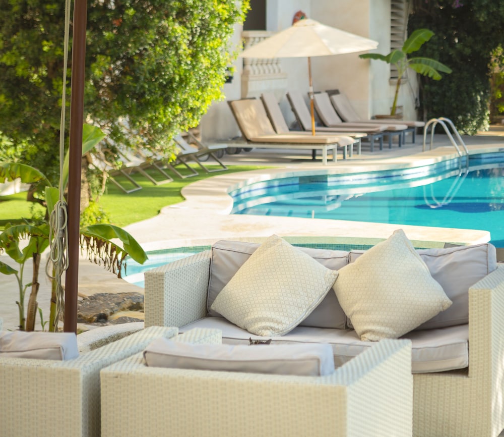 Es Baulo Petit Hotel — Swimming pool in Can Picafort, Balearic Islands
