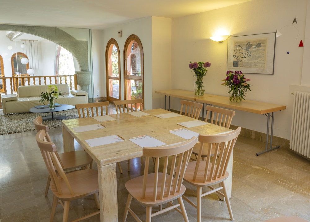 Es Baulo Petit Hotel — Restaurant & bars in Can Picafort, Balearic Islands