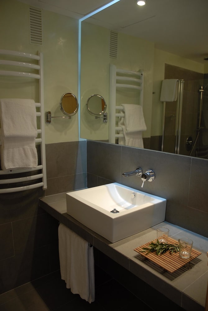 Es Baulo Petit Hotel — Hotel rooms in Can Picafort, Balearic Islands
