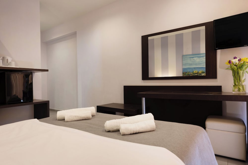 Agrilia Hotel - Adults Only — Hotel rooms in Laganas, Ionian Islands