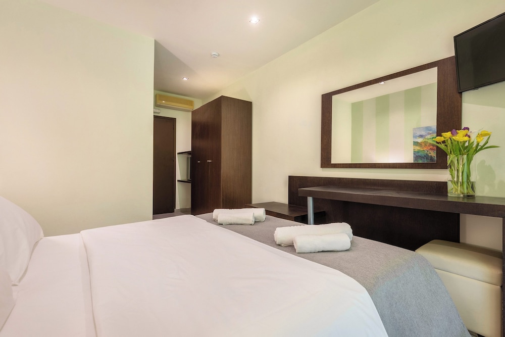 Agrilia Hotel - Adults Only — Hotel rooms in Laganas, Ionian Islands
