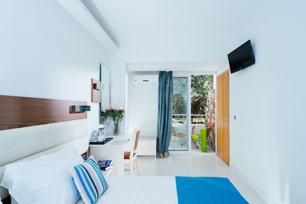 Elounda Akti Olous - Adults only — Hotel rooms in Elounda