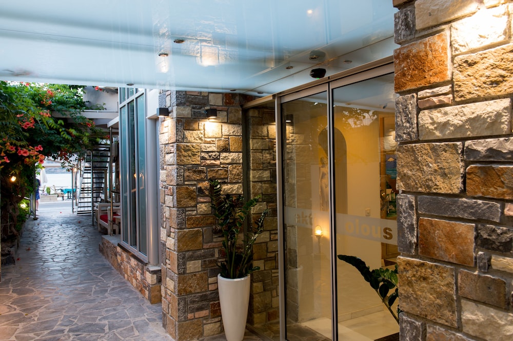 Elounda Akti Olous - Adults only — Hotel building in Elounda