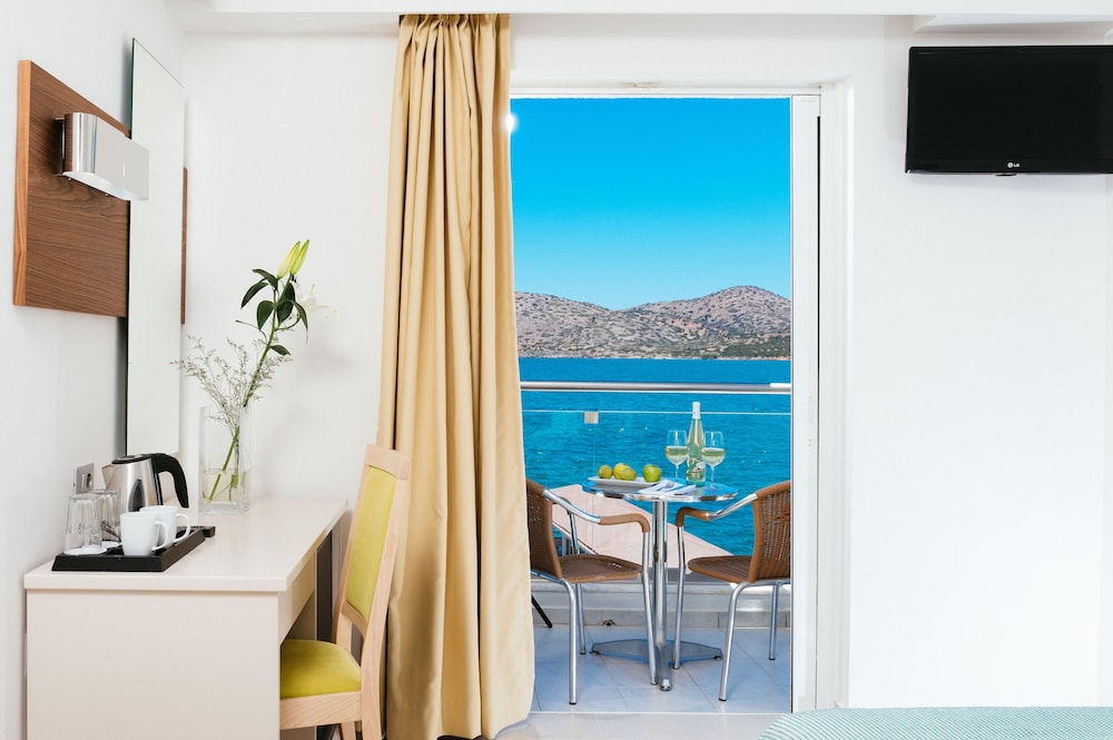 Elounda Akti Olous - Adults only — Hotel rooms in Elounda