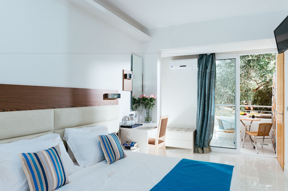Elounda Akti Olous - Adults only — Hotel rooms in Elounda