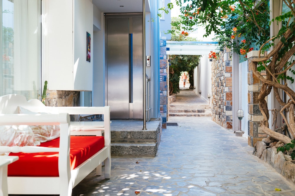 Elounda Akti Olous - Adults only — Hotel building in Elounda