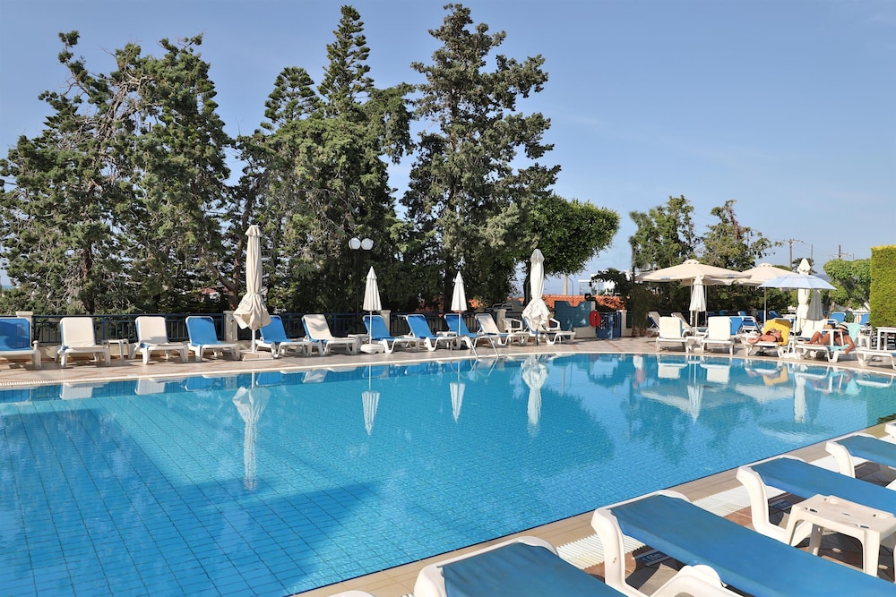 Anastasia Hotel Stalis by GHH — Pool in Stalida
