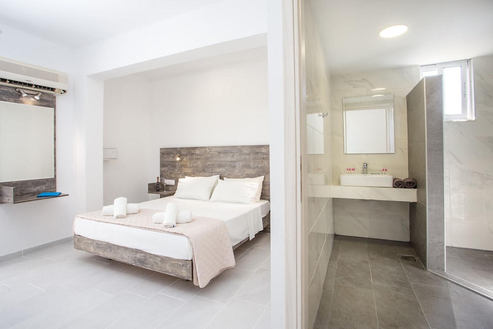 Anika Studios — Hotel rooms in Faliraki, South Aegean