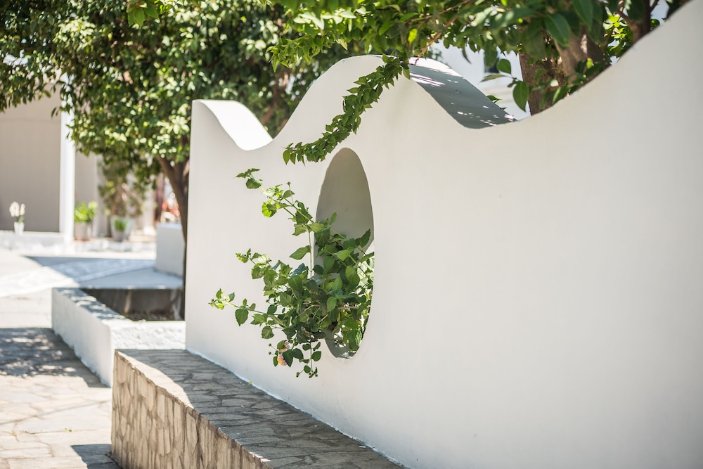 Anika Studios — Hotel building in Faliraki, South Aegean