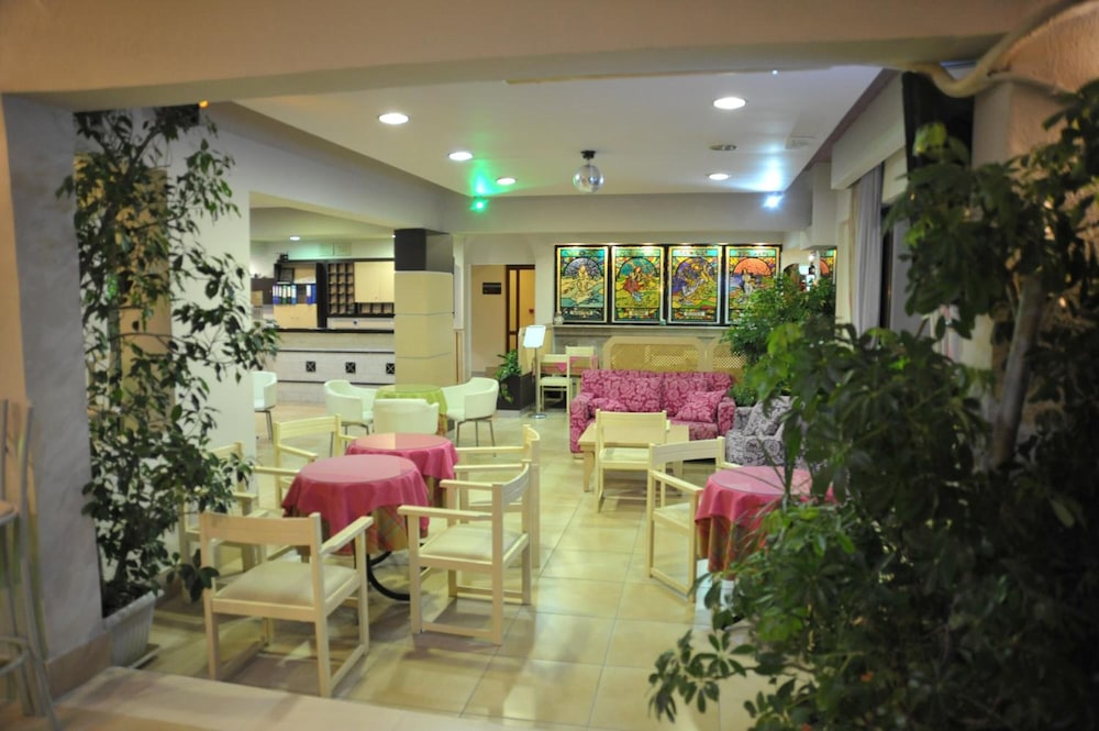 Anseli Hotel — Restaurant & bars in Kremasti, South Aegean
