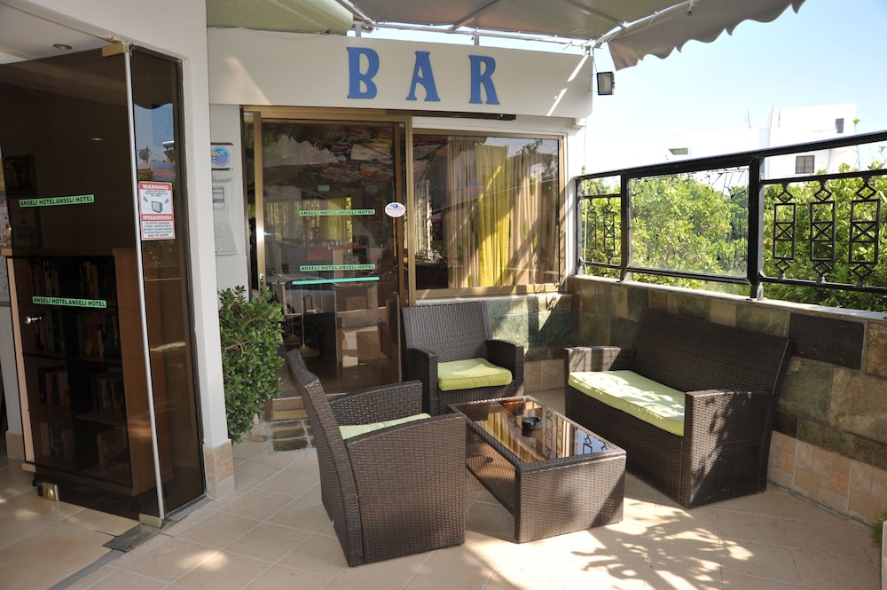 Anseli Hotel — Restaurant & bars in Kremasti, South Aegean