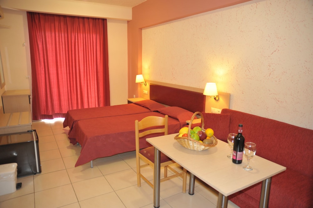 Anseli Hotel — Hotel rooms in Kremasti, South Aegean