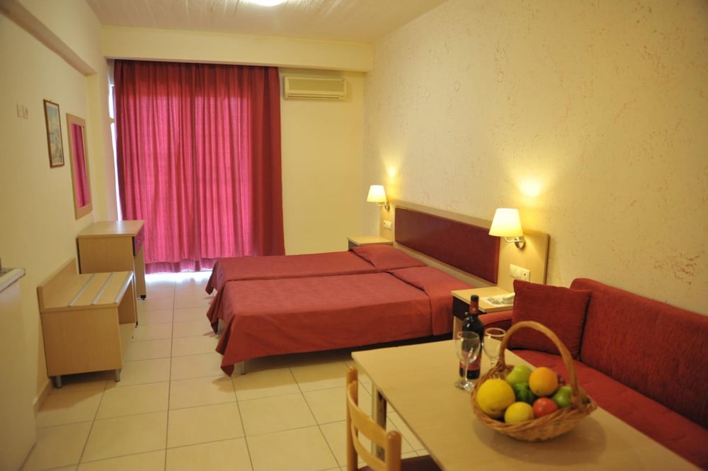 Anseli Hotel — Hotel rooms in Kremasti, South Aegean