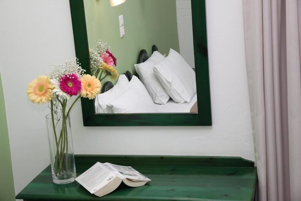 Apollon Hotel Apartments — Hotel rooms in Rethymnon