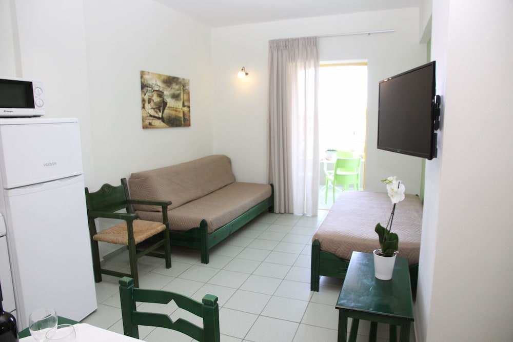 Apollon Hotel Apartments — Hotel rooms in Rethymnon