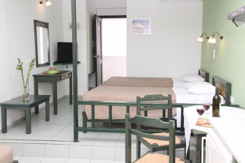 Apollon Hotel Apartments — Hotel rooms in Rethymnon