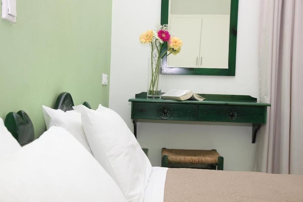 Apollon Hotel Apartments — Hotel rooms in Rethymnon