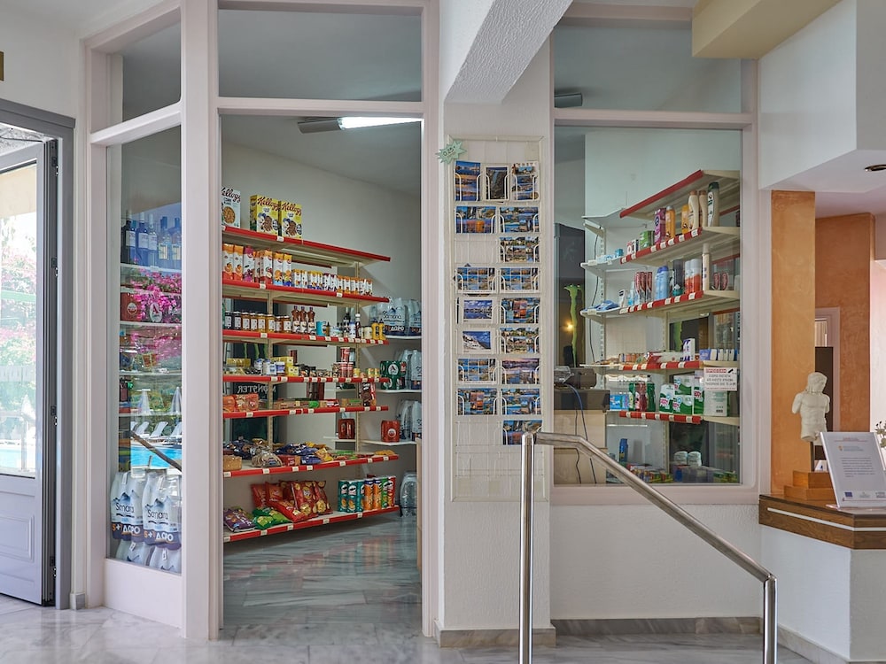 Apollon Hotel Apartments — Hotel building in Rethymnon