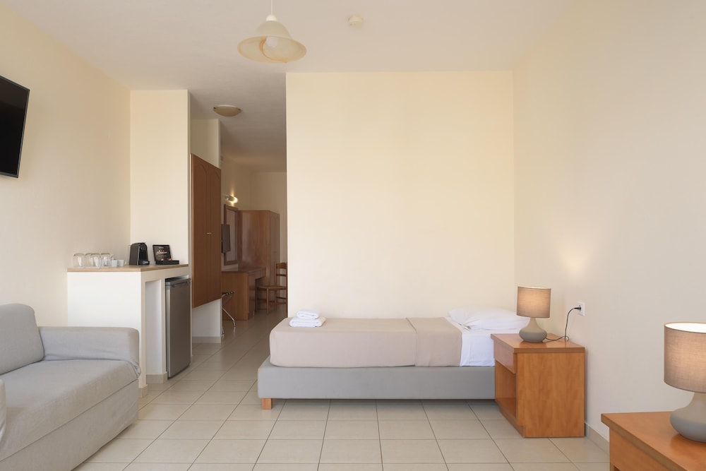Asterias Village Resort — Hotel rooms in Hersonissos
