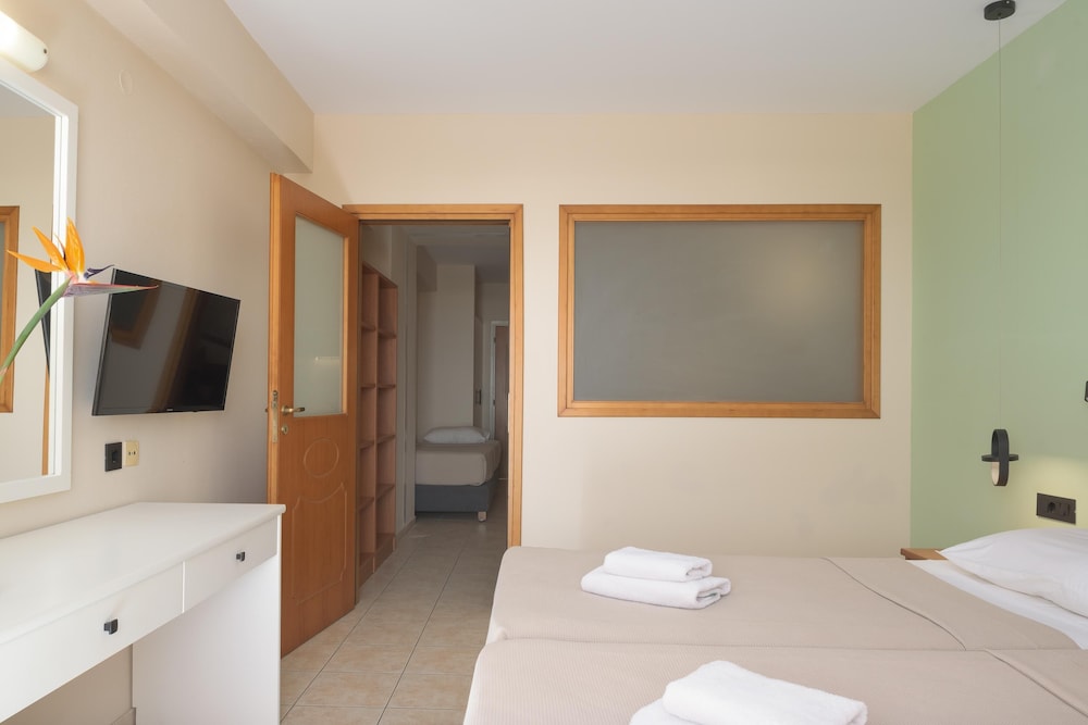 Asterias Village Resort — Hotel rooms in Hersonissos