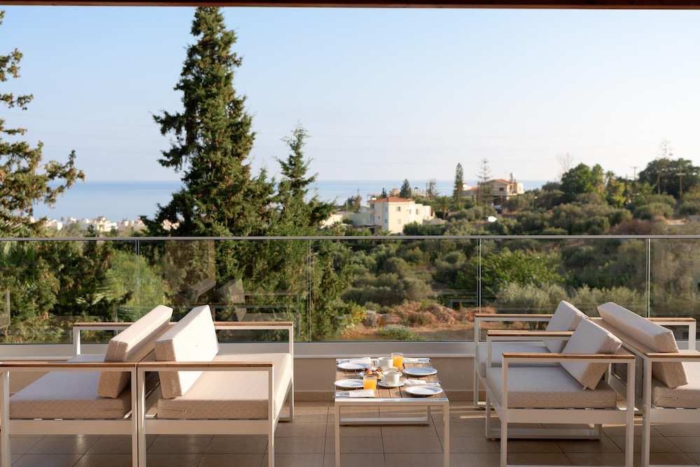Asterias Village Resort — Hotel rooms in Hersonissos