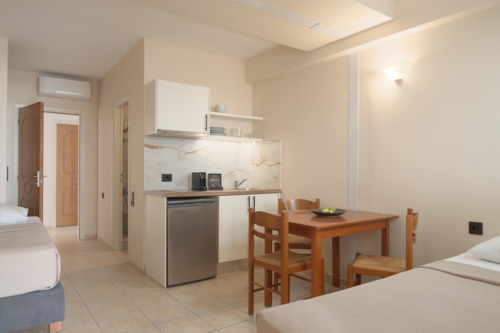 Asterias Village Resort — Hotel rooms in Hersonissos