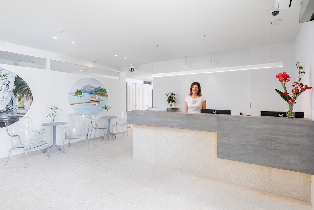 Bella Vista Beach Hotel and Studios — Hotel building in Benitses, Ionian Islands