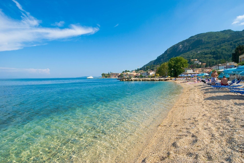 Bella Vista Beach Hotel and Studios — Beach in Benitses, Ionian Islands
