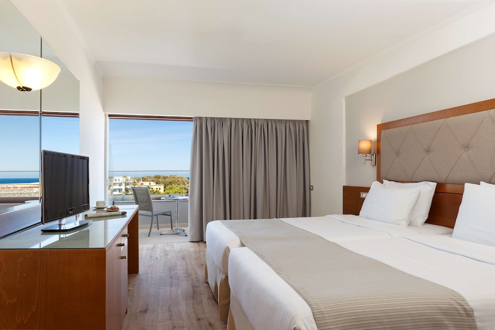 Best Western Plus Hotel Plaza — Hotel rooms in Rhodes Town, South Aegean