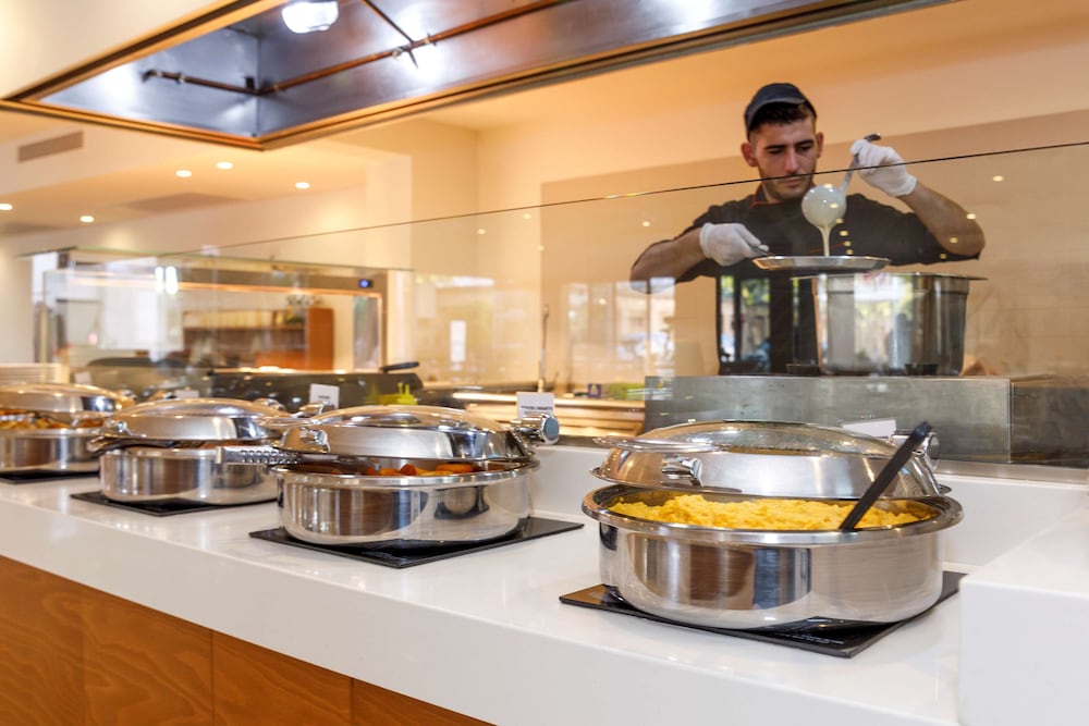 Best Western Plus Hotel Plaza — Restaurant & bars in Rhodes Town, South Aegean