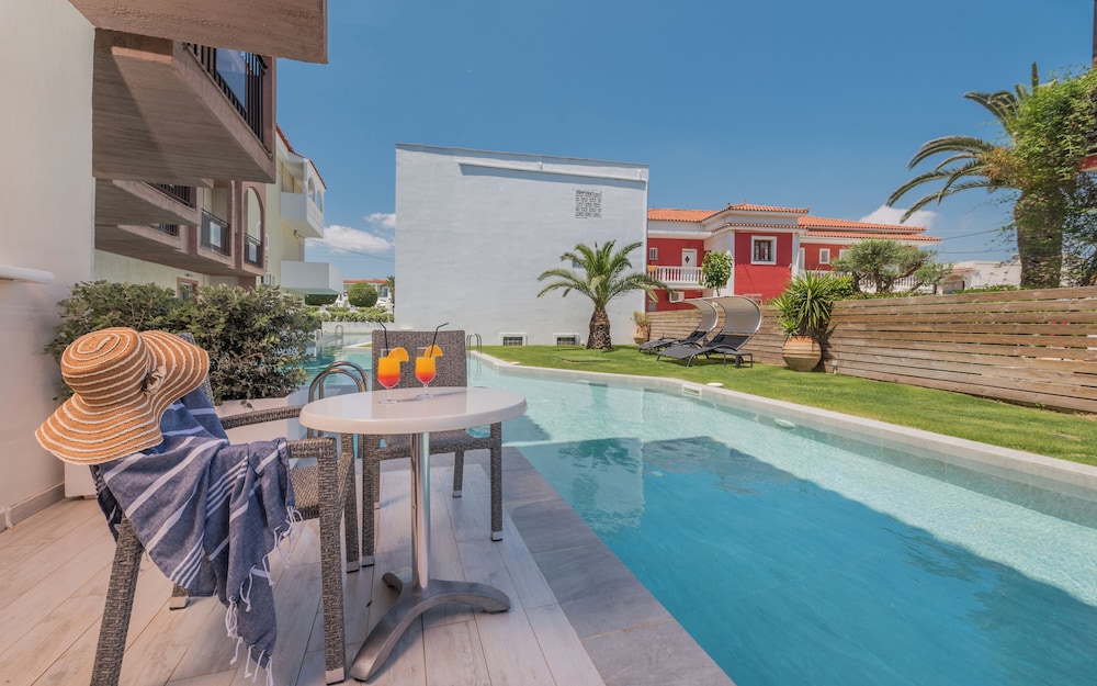 Zante Park Resort & Spa, BW Premier Collection — Swimming pool in Laganas, Ionian Islands