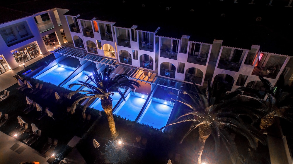 Zante Park Resort & Spa, BW Premier Collection — Hotel building in Laganas, Ionian Islands