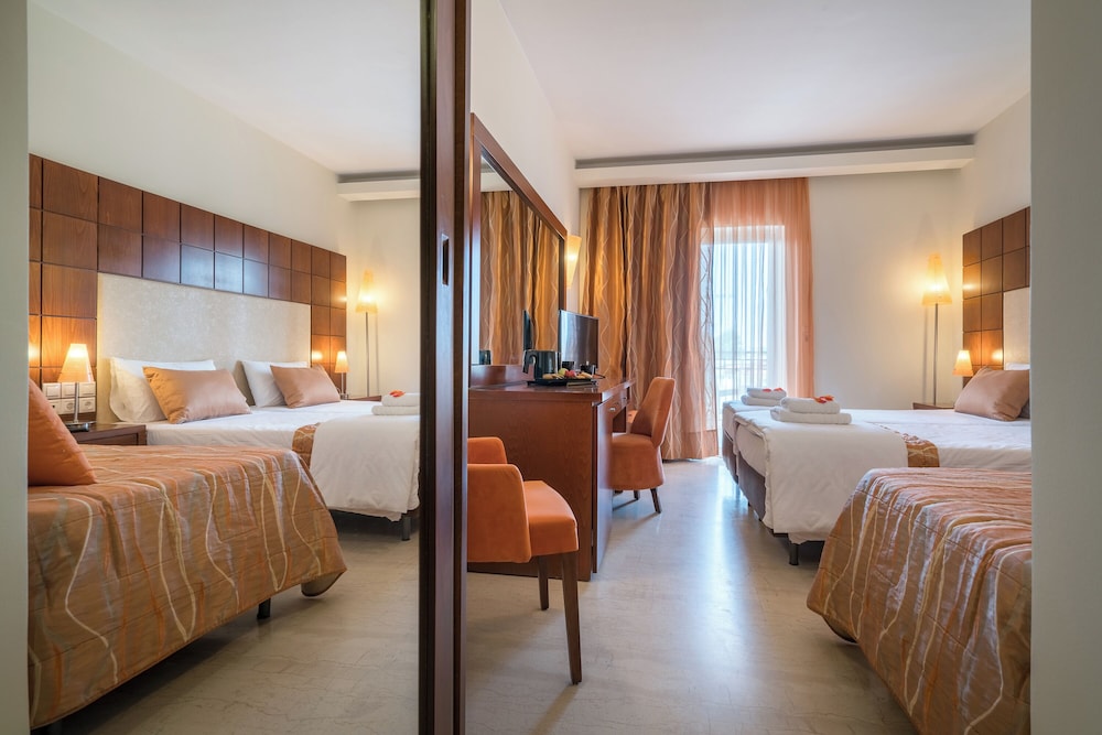 Zante Park Resort & Spa, BW Premier Collection — Hotel rooms in Laganas, Ionian Islands