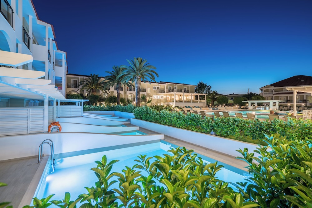 Zante Park Resort & Spa, BW Premier Collection — Swimming pool in Laganas, Ionian Islands